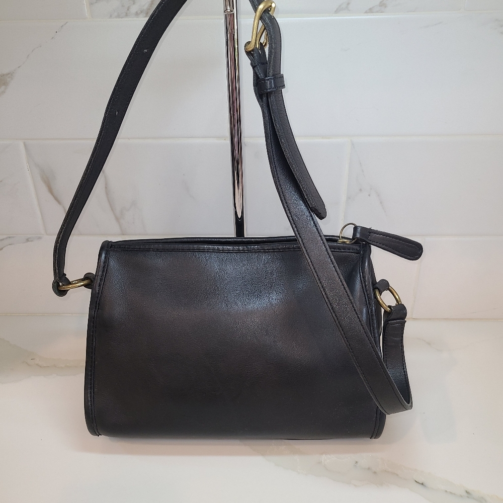 Coach Vintage 1988-93 Austin Black Leather Shoulder Bag 9909 - Picture 5 of 15